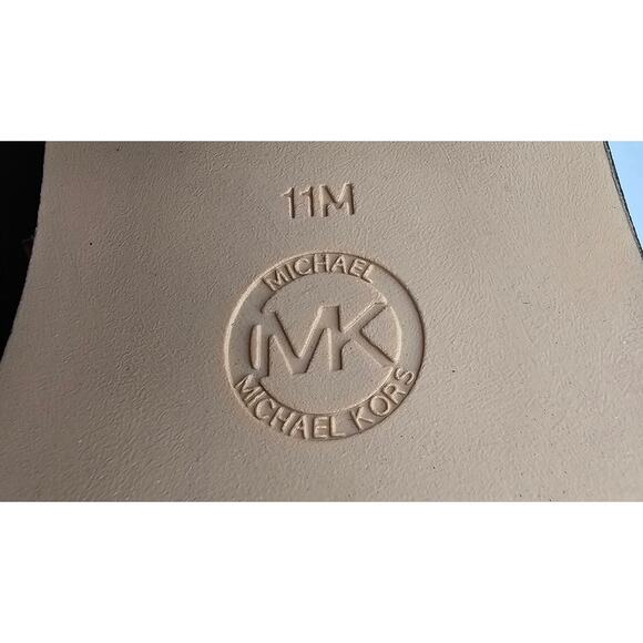 Michael Kors Mindy Black Leather Ankle Boot Heeled Zippered Bootie Women's 11M - Picture 6 of 9